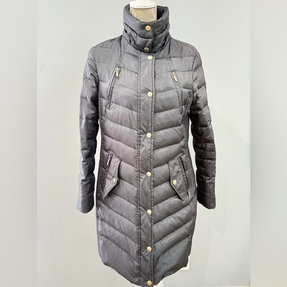 Michael Kors Charcoal Puffer Coat - Picture 4 of 11